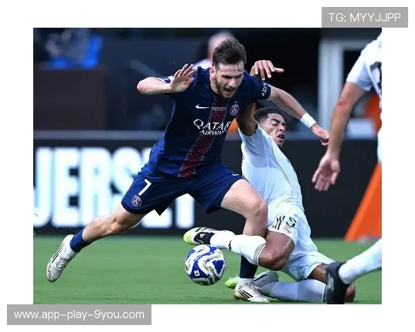 “法甲豪门对决：精彩攻防不断，场面火爆”，法甲豪门球队