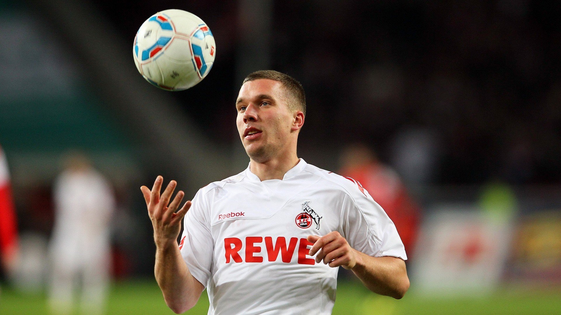 JiuyouAPP下载-巴萨3.0版本来袭，弗里克打造场均3球进攻机器，巴萨3巨头